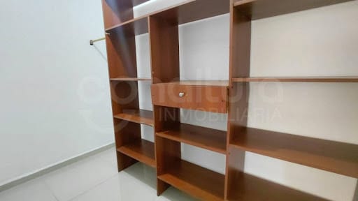 Apartamento de 2 alcobas en arriendo en Belén Rosales, Medellín, 85 m² · foto 9 de 13