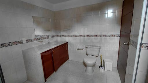 Apartamento de 2 alcobas en arriendo en Belén Rosales, Medellín, 85 m² · foto 11 de 13