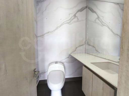 Apartamento de 3 alcobas en arriendo en Castropol, Medellín, 135 m² · foto 11 de 24