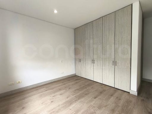 Apartamento de 3 alcobas en arriendo en Castropol, Medellín, 135 m² · foto 15 de 24