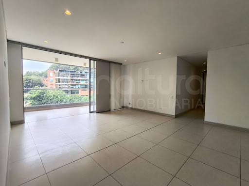 Apartamento de 3 alcobas en arriendo en Castropol, Medellín, 135 m² · foto 24 de 24