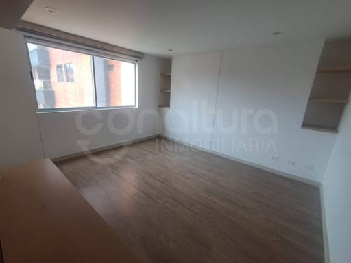 Apartamento de 3 alcobas en arriendo en Loma De San Jose, Sabaneta, 138 m² · foto 10 de 24