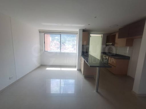 Apartamento de 3 alcobas en arriendo en Loma De San Jose, Sabaneta, 138 m² · foto 24 de 24