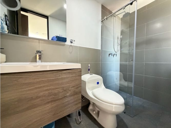 Apartamento en venta en Loma De San Jose, Sabaneta · foto 13 de 24