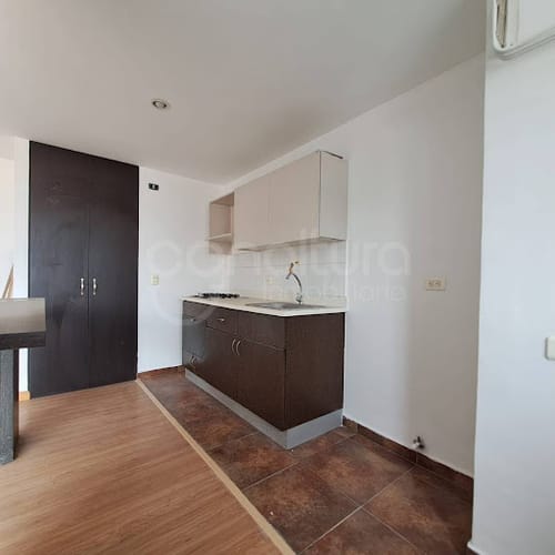 Apartamento de 3 alcobas en arriendo en Cabañas, Bello, 63 m² · foto 2 de 16