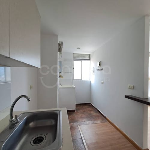 Apartamento de 3 alcobas en arriendo en Cabañas, Bello, 63 m² · foto 3 de 16