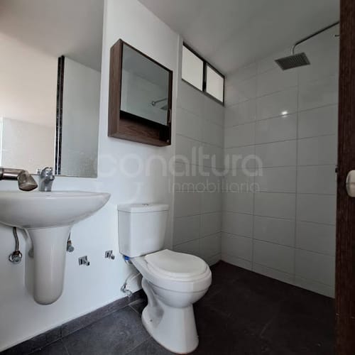 Apartamento de 3 alcobas en arriendo en Cabañas, Bello, 63 m² · foto 15 de 16