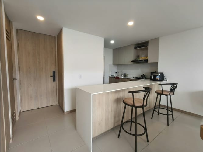 Apartamento de 3 alcobas en venta en Loma Del Escobero, Envigado, 90 m² · foto 2 de 24