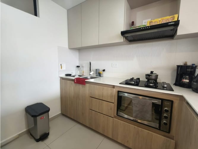 Apartamento de 3 alcobas en venta en Loma Del Escobero, Envigado, 90 m² · foto 4 de 24