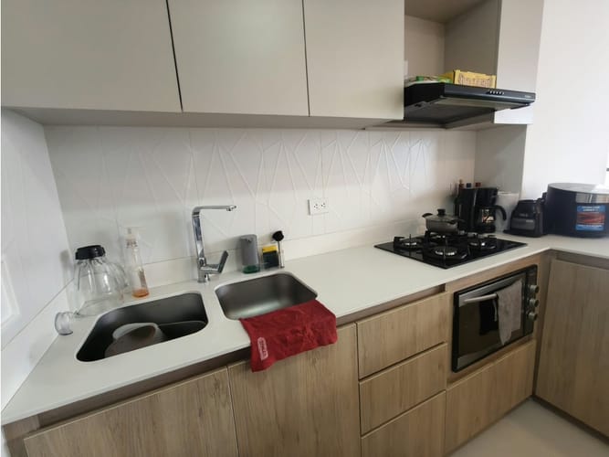 Apartamento de 3 alcobas en venta en Loma Del Escobero, Envigado, 90 m² · foto 5 de 24