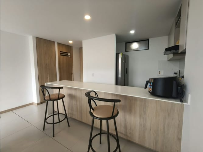 Apartamento de 3 alcobas en venta en Loma Del Escobero, Envigado, 90 m² · foto 7 de 24