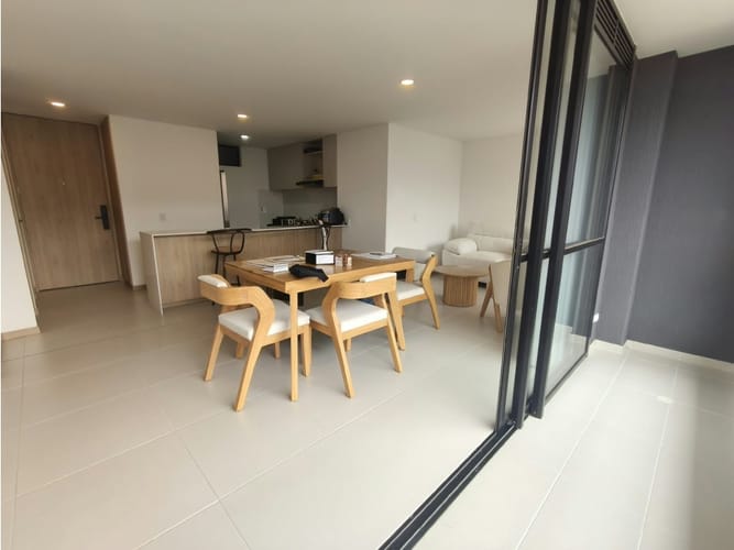 Apartamento de 3 alcobas en venta en Loma Del Escobero, Envigado, 90 m² · foto 12 de 24