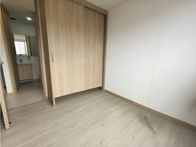 Apartamento de 3 alcobas en venta en Loma Del Escobero, Envigado, 90 m² · foto 18 de 24
