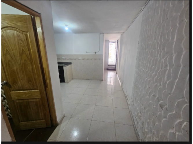 Casa de 3 alcobas en venta en Trinidad, Medellín, 120 m² · foto 3 de 12
