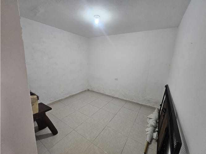 Casa de 3 alcobas en venta en Trinidad, Medellín, 120 m² · foto 9 de 12