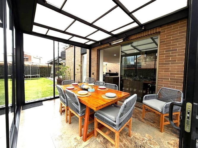 Casa de 5 alcobas en arriendo en Pueblo Viejo, Cota, 360 m² · foto 16 de 24