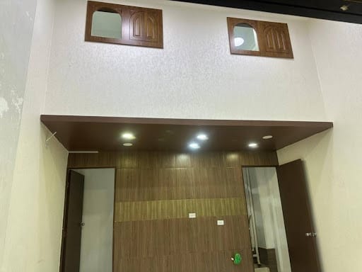 Local en arriendo en Los Colores, Medellín, 20 m² · foto 2 de 5