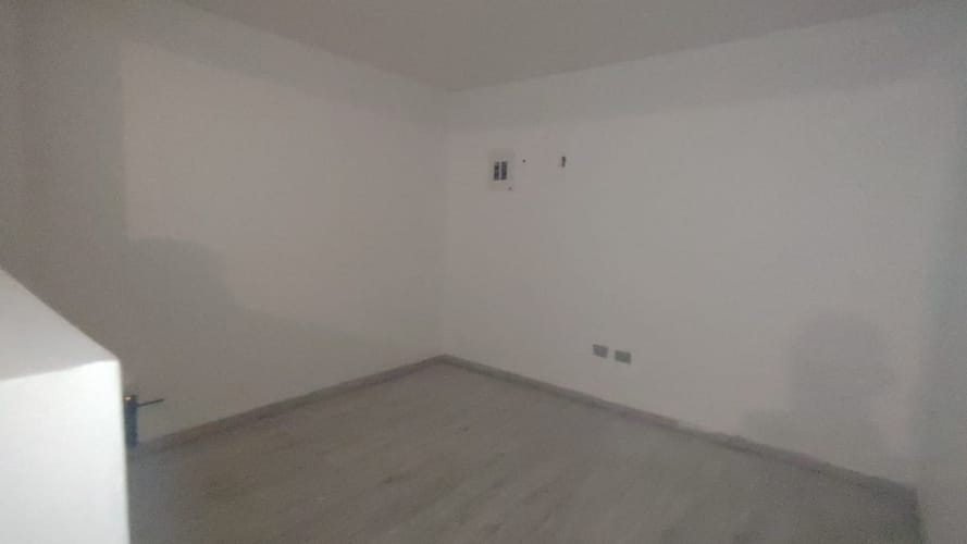 Casa de 10 alcobas en arriendo en Lalinde, Medellín, 300 m² · foto 8 de 16