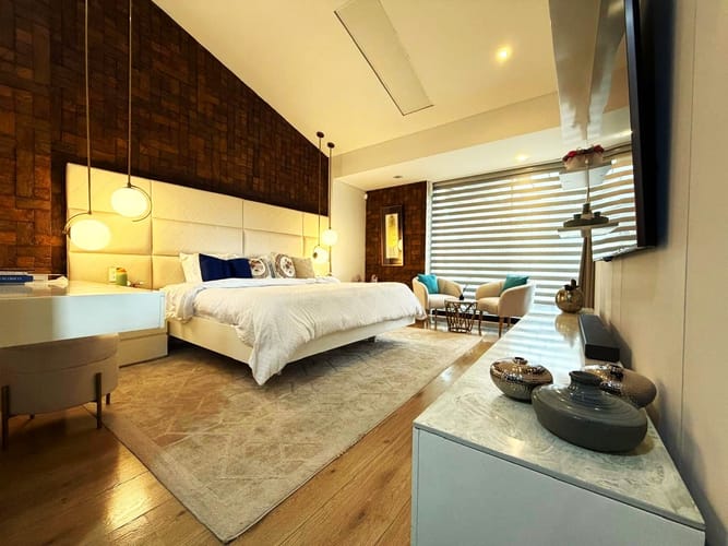 Casa de 5 alcobas en arriendo en Pueblo Viejo, Cota, 360 m² · foto 8 de 24
