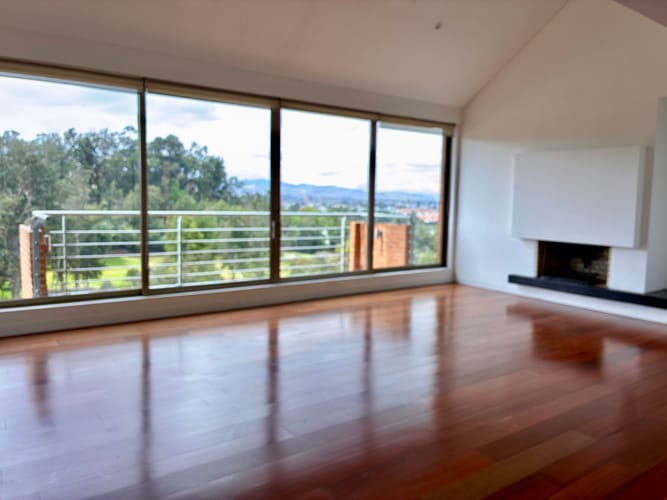 Apartamento de 4 alcobas en venta en Cerros De Suba, Bogotá, 240 m² · foto 3 de 9