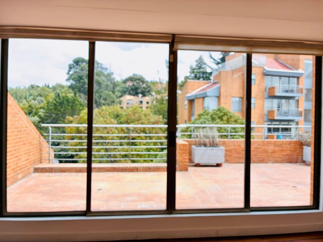 Apartamento de 4 alcobas en venta en Cerros De Suba, Bogotá, 240 m² · foto 4 de 9