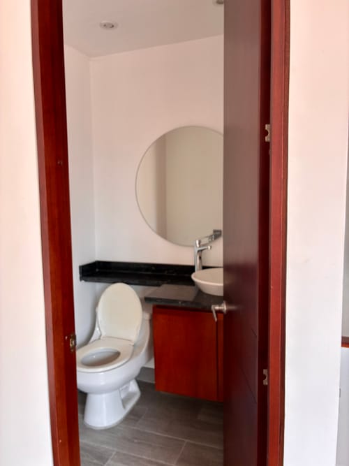 Apartamento de 4 alcobas en venta en Cerros De Suba, Bogotá, 240 m² · foto 8 de 9
