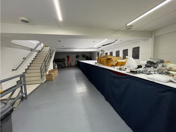 Bodega en arriendo en Los Balsos, Medellín, 387 m² · foto 7 de 24