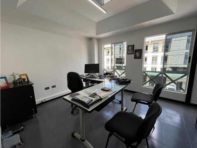 Bodega en arriendo en Los Balsos, Medellín, 387 m² · foto 20 de 24