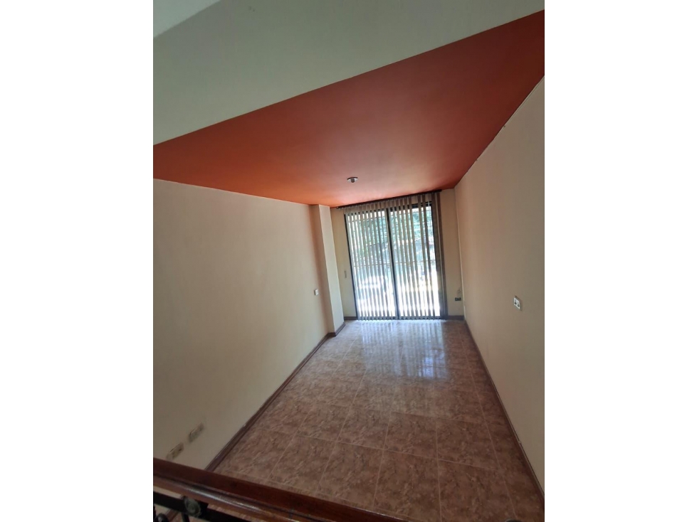 Casa en venta en El Dorado, Pereira · foto 16 de 24