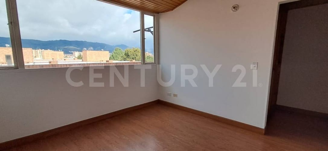 Apartamento de 3 alcobas en venta en Colina Campestre, Bogotá, 160 m² · foto 14 de 15