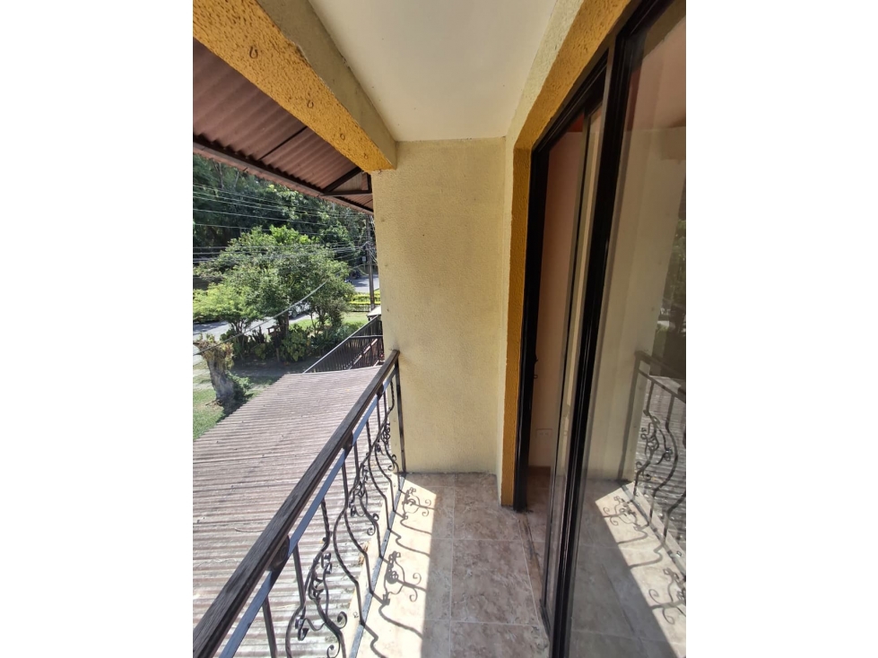 Casa en venta en El Poblado Ii Etapa, Pereira · foto 14 de 17