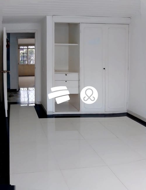 Casa de 4 alcobas en venta en Niza, Bogotá, 219 m² · foto 10 de 24
