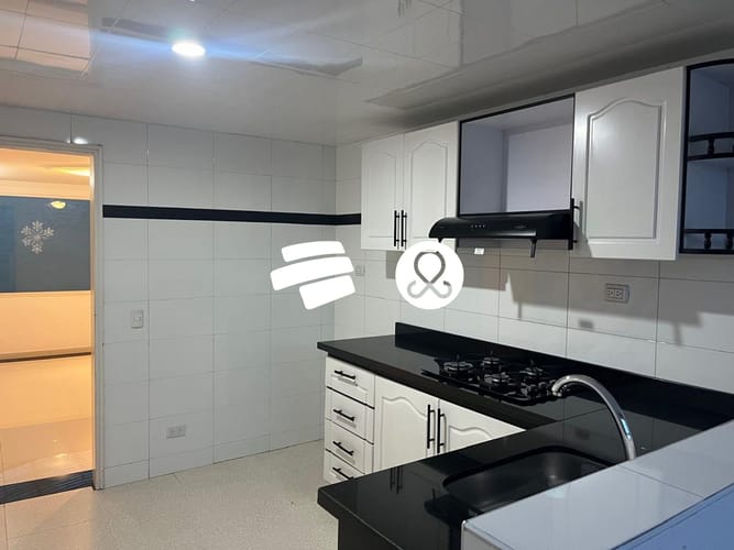 Casa de 4 alcobas en venta en Niza, Bogotá, 219 m² · foto 17 de 24