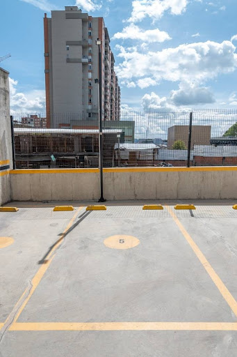 Apartamento en venta en Santa Teresa, Bogotá · foto 3 de 14