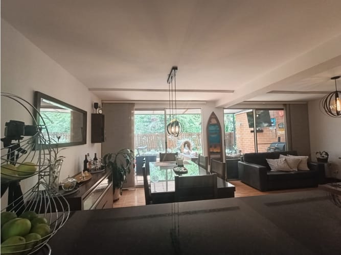 Casa de 3 alcobas en venta en El Esmeraldal, Envigado, 146 m² · foto 3 de 18