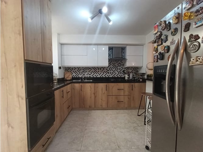 Casa de 3 alcobas en venta en El Esmeraldal, Envigado, 146 m² · foto 5 de 18
