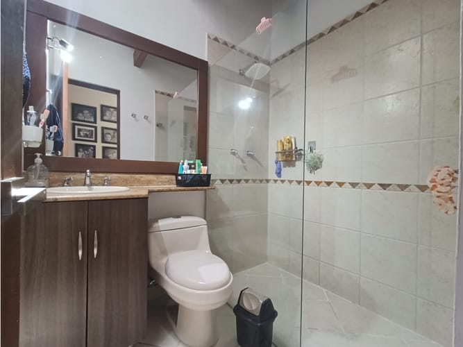 Casa de 3 alcobas en venta en El Esmeraldal, Envigado, 146 m² · foto 14 de 18