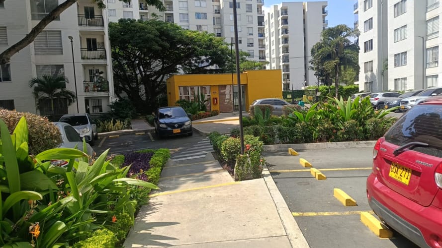 Apartamento de 3 alcobas en venta en Zona Industrial, Yumbo, 54 m² · foto 15 de 19