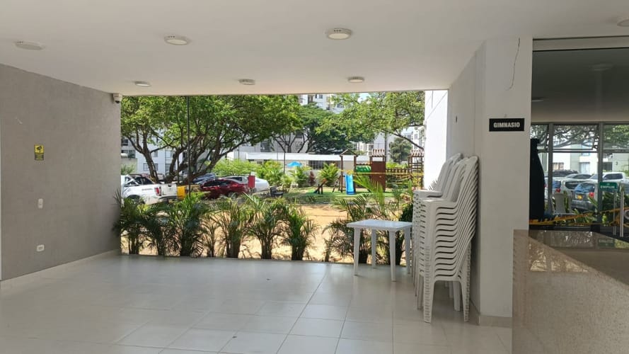 Apartamento de 3 alcobas en venta en Zona Industrial, Yumbo, 54 m² · foto 16 de 19