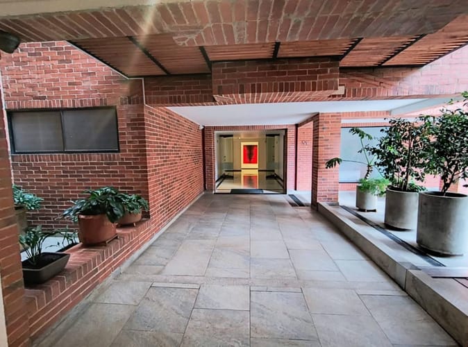 Apartamento en venta en Santa Paula, Bogotá · foto 8 de 24
