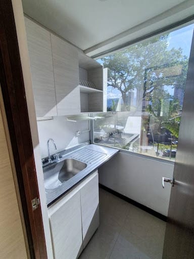 Oficina en arriendo en Manila, Medellín, 30 m² · foto 7 de 10