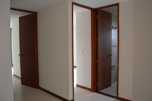 Apartamento de 3 alcobas en arriendo en Los Balsos, Medellín, 120 m² · foto 9 de 10