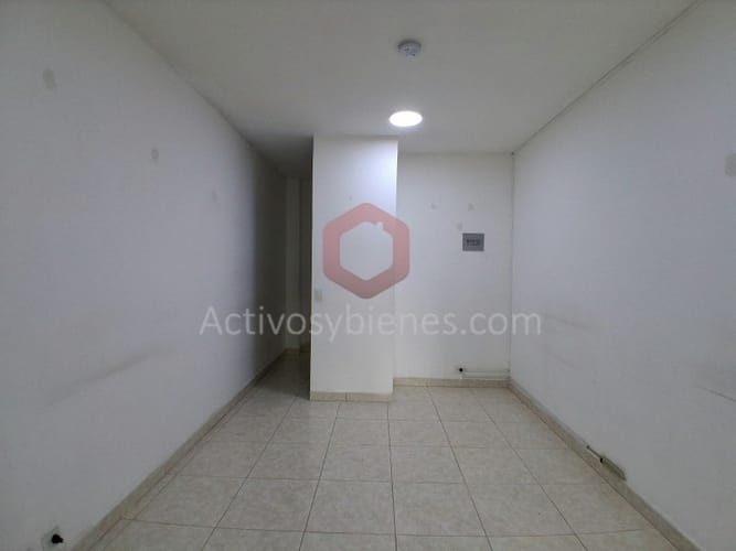 Local en arriendo en Villa Carlota, Medellín, 30 m² · foto 3 de 16