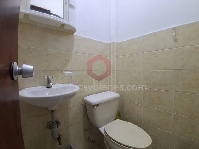 Local en arriendo en Villa Carlota, Medellín, 30 m² · foto 8 de 16