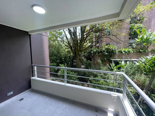 Apartamento de 3 alcobas en arriendo en Altos Del Poblado, Medellín, 75 m² · foto 10 de 15