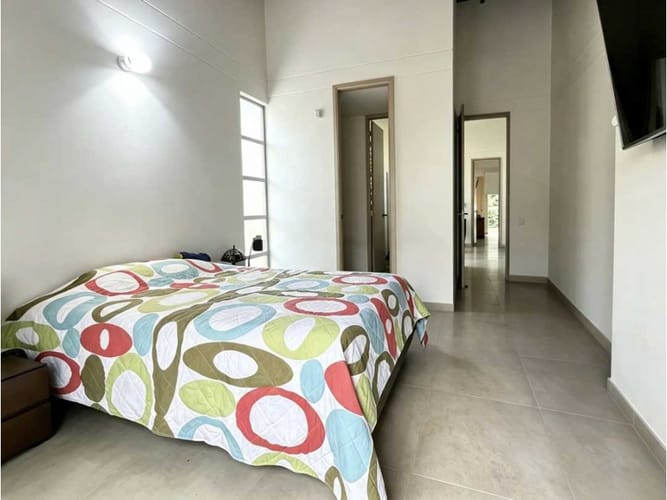 Casa de 3 alcobas en venta en Montessori, Envigado, 286 m² · foto 9 de 14