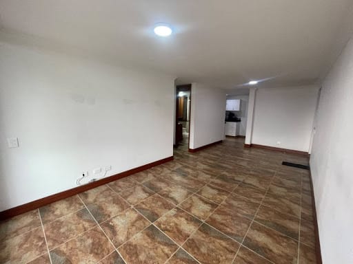 Apartamento de 3 alcobas en arriendo en Castropol, Medellín, 100 m² · foto 6 de 14