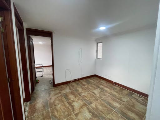 Apartamento de 3 alcobas en arriendo en Castropol, Medellín, 100 m² · foto 8 de 14
