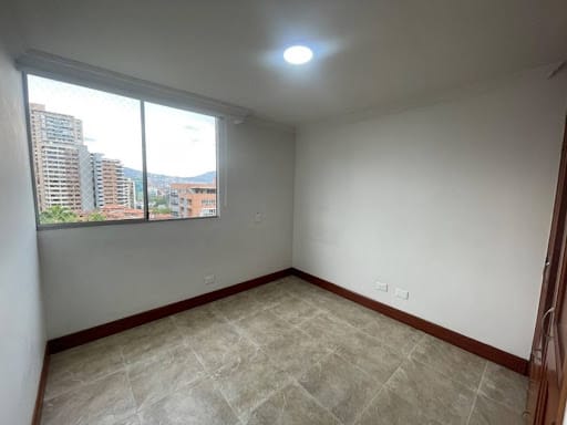 Apartamento de 3 alcobas en arriendo en Castropol, Medellín, 100 m² · foto 10 de 14