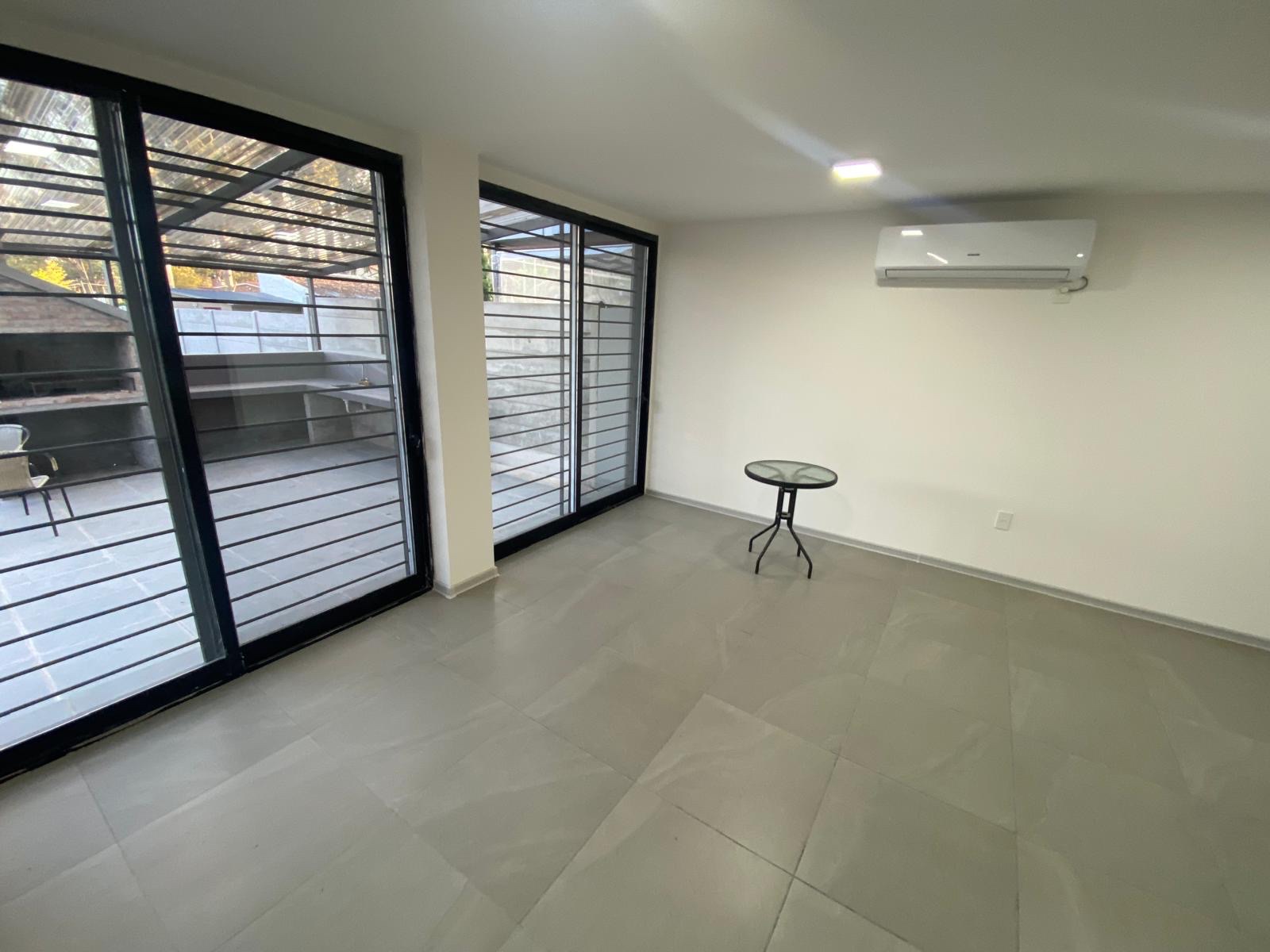 ALQUILER HERMOSA CASA EL PINAR SUR TRES DORMITORIOS A TRES CUADRAS DE LA PLAYA · Foto 6